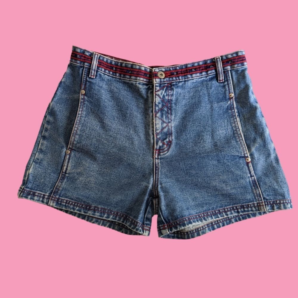Vintage Y2K B.U.M. Equipment Medium Wash Denim Shorts 32" Waist